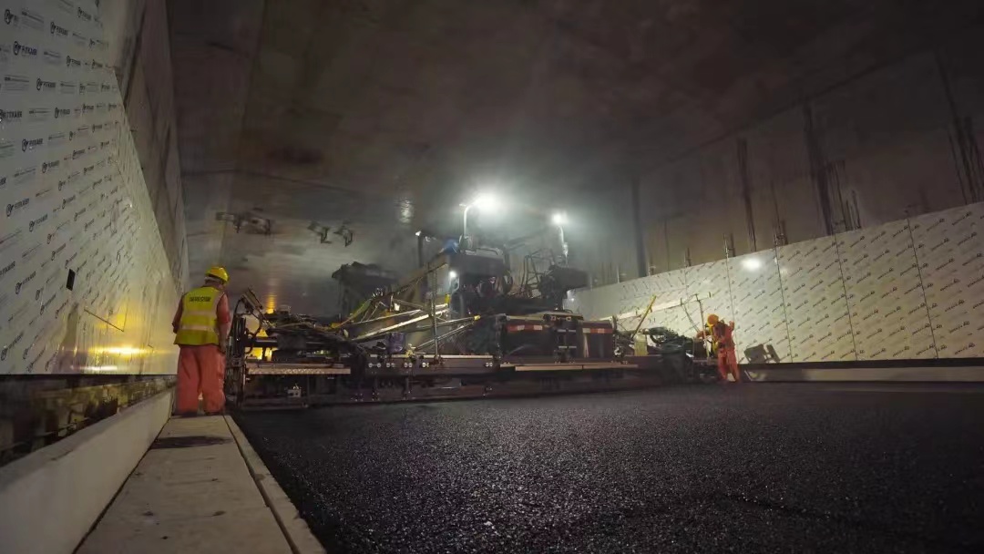 开车穿越海底！恒峰g22又干磷砌大湾区超等工程！