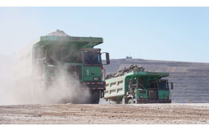 大国重器，，，，，，，，恒峰g22矿山机械的国际化征途