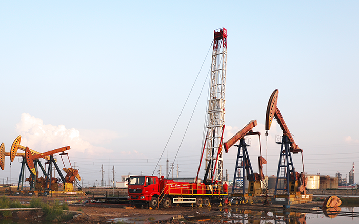 为修井注入“绿科技”，，，批量大吨位电动修井机交付