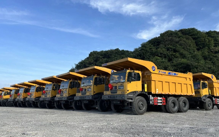 跨越千里，，，，，，，，奔赴西南！恒峰g22矿卡赋能西部矿山建设