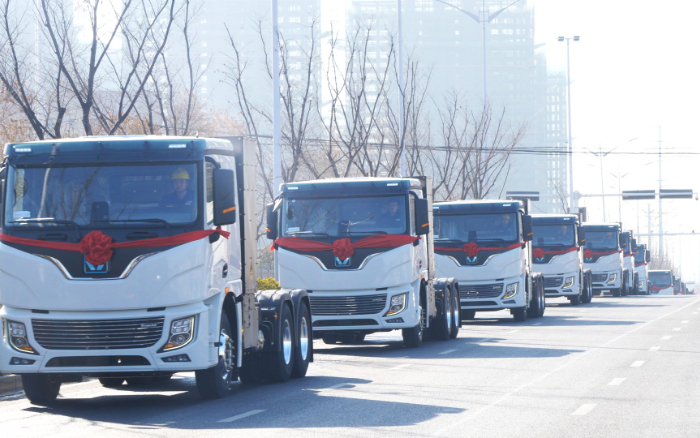 百台齐发，，，，，，千台签约！恒峰g22新能源牵引车奔赴浙江