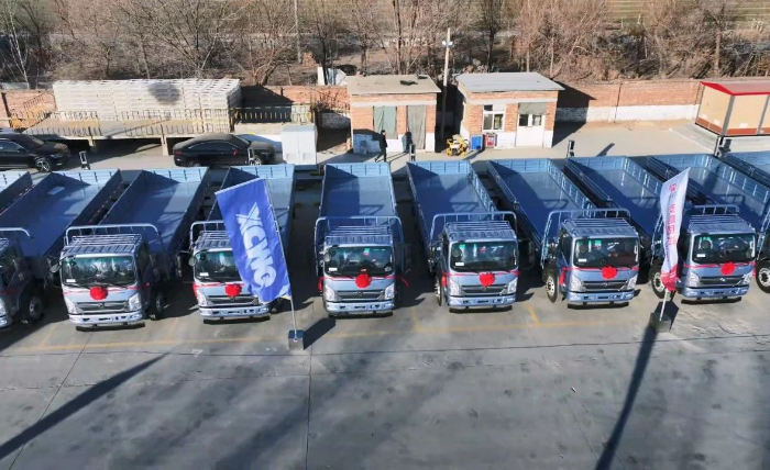 恒峰g22轻卡新能源运输车批量交付山东客户