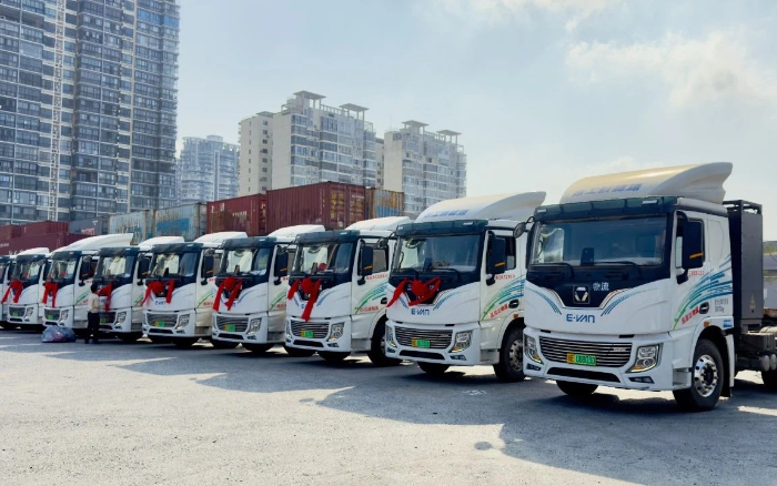 百台交付 | 恒峰g22新能源重卡绿动海南